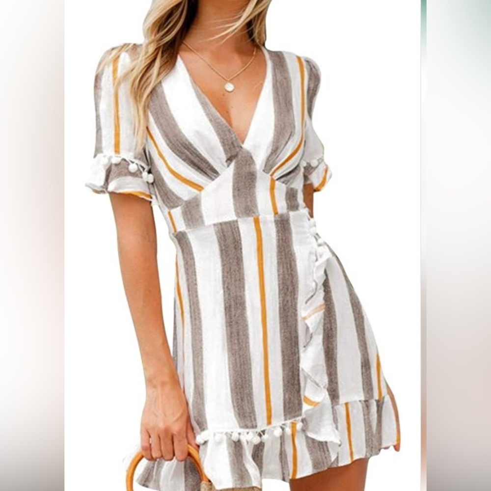 Cute faux wrap dress Pom Pom size small